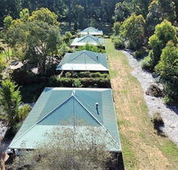 Treenbrook Cottages - Schoolies Week Accommodation