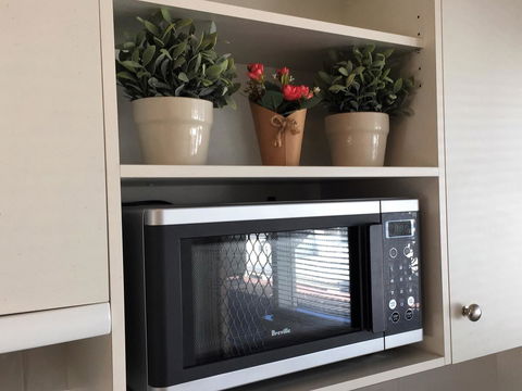 Applecross Village Apartment - Schoolies Week Accommodation 13