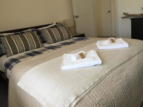 Applecross Village Apartment - Schoolies Week Accommodation 31