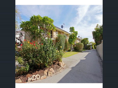 Applecross Village Apartment - Schoolies Week Accommodation 37