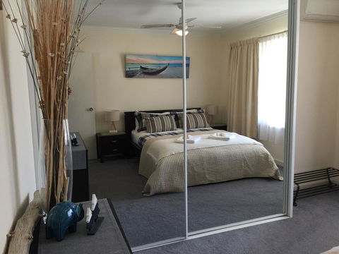 Applecross Village Apartment - Schoolies Week Accommodation 28