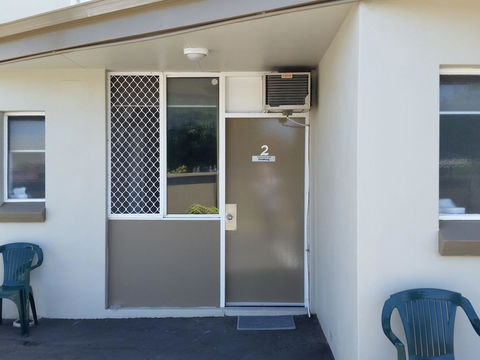 Mandurah Foreshore Motel - Schoolies Week Accommodation 17