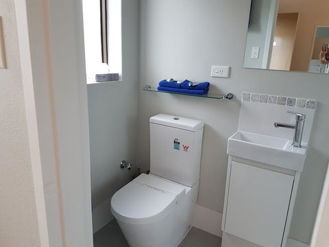 Mandurah Foreshore Motel - Schoolies Week Accommodation 15