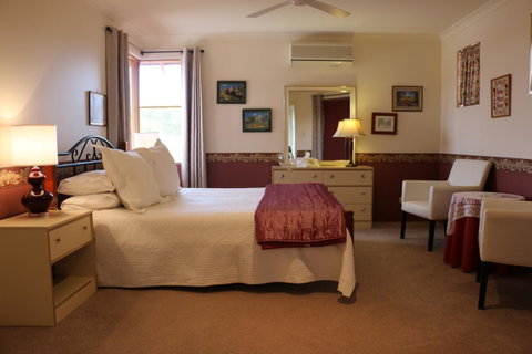 Crossland House - Schoolies Week Accommodation 16
