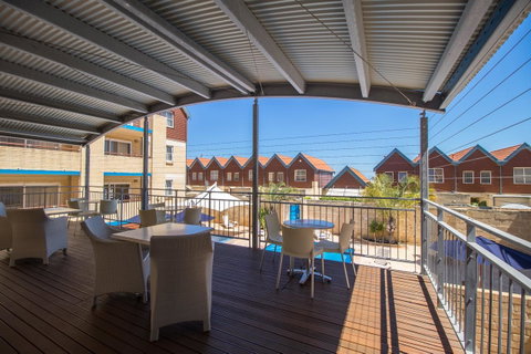 Hillarys Harbour Resort - Schoolies Week Accommodation 3