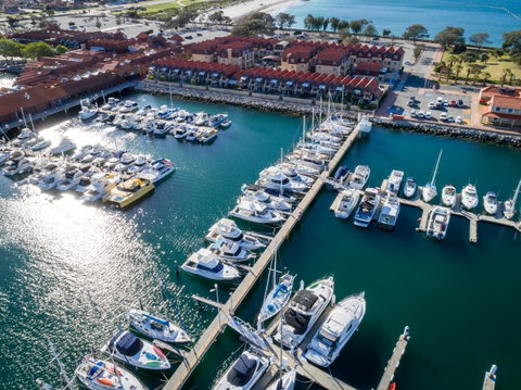 Hillarys Harbour Resort - Schoolies Week Accommodation 5