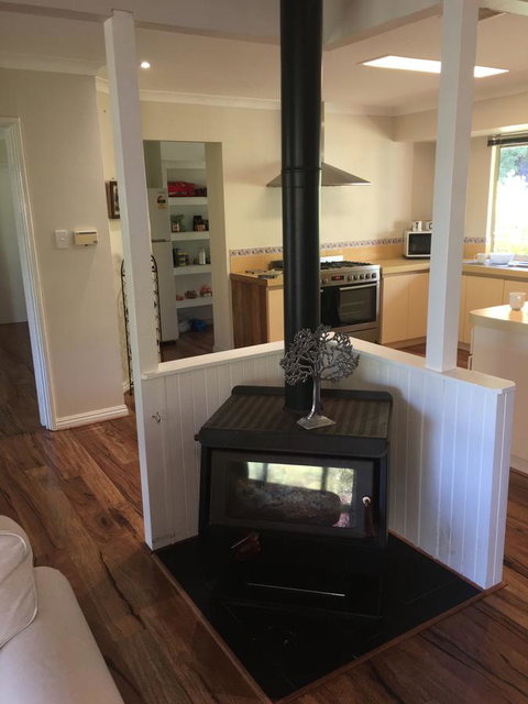 Tegwan's Nest Holiday Home - Schoolies Week Accommodation 26