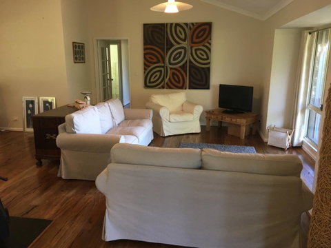 Tegwan's Nest Holiday Home - Schoolies Week Accommodation 27