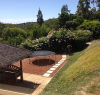 Bright  Beautiful Home On The Hills - Schoolies Week Accommodation