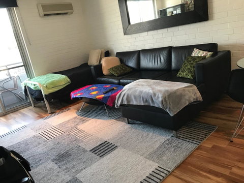 Location Location Vacation - Schoolies Week Accommodation 5
