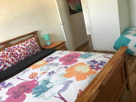 Location Location Vacation - Schoolies Week Accommodation 2