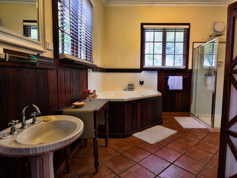 Oak Tree Barn Bridgetown - Schoolies Week Accommodation 8
