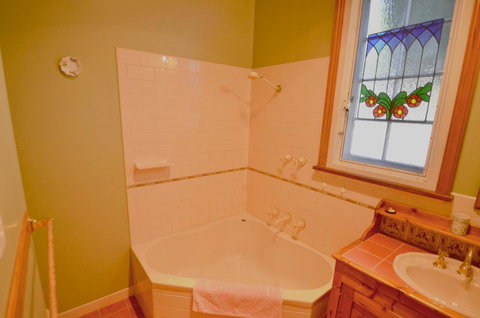 RoseMoore Bed & Breakfast - Schoolies Week Accommodation 13