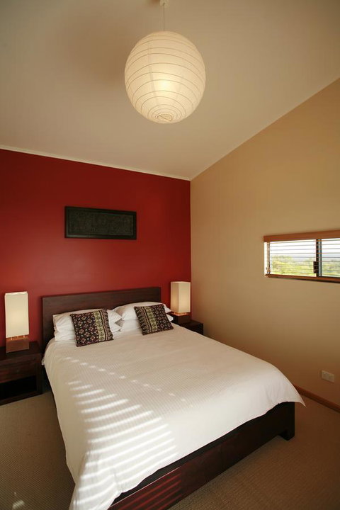 Redgate Beach Escape - Schoolies Week Accommodation 5