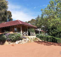 Eleebana Guest House - Schoolies Week Accommodation
