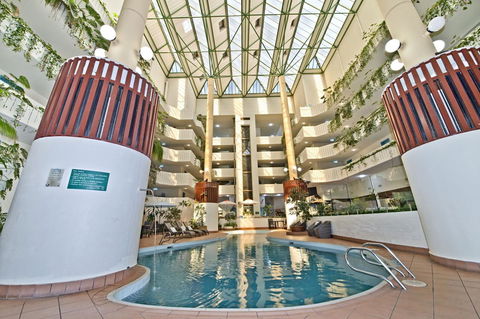 Atrium Hotel Mandurah - Schoolies Week Accommodation 0