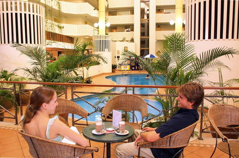 Atrium Hotel Mandurah - Schoolies Week Accommodation 18