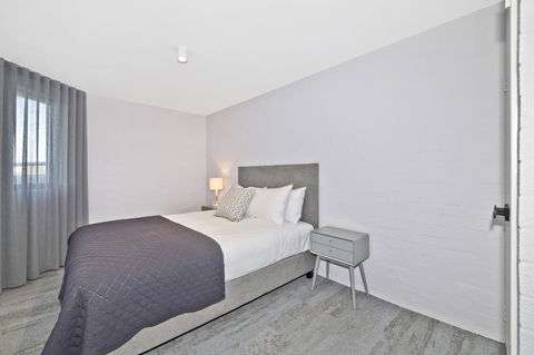 Atrium Hotel Mandurah - Schoolies Week Accommodation 35
