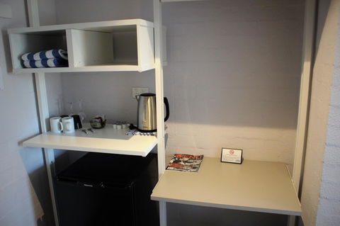 Atrium Hotel Mandurah - Schoolies Week Accommodation 9