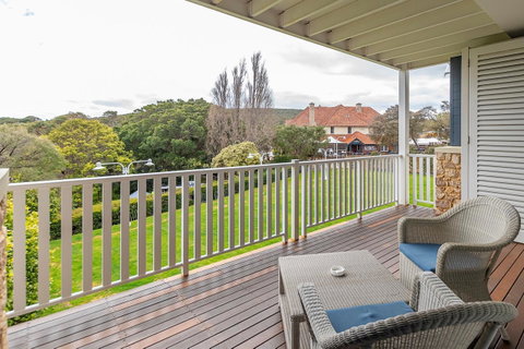 Caves House Hotel & Apartments Yallingup - Schoolies Week Accommodation 0