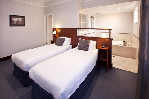 Caves House Hotel & Apartments Yallingup - Schoolies Week Accommodation 41