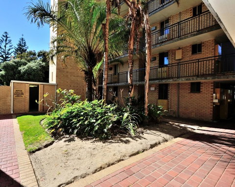 Cappuccino Delight - 1 Bedroom Central Fremantle Apartment - Schoolies Week Accommodation 10