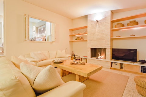 Injidup Spa Retreat - Schoolies Week Accommodation 18