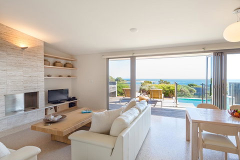Injidup Spa Retreat - Schoolies Week Accommodation 4