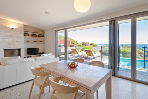 Injidup Spa Retreat - Schoolies Week Accommodation 6