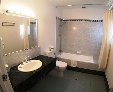 Criterion Hotel Perth - Schoolies Week Accommodation 27