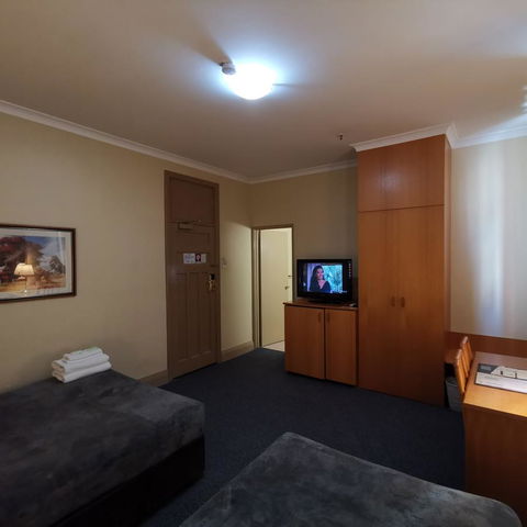 Criterion Hotel Perth - Schoolies Week Accommodation 33