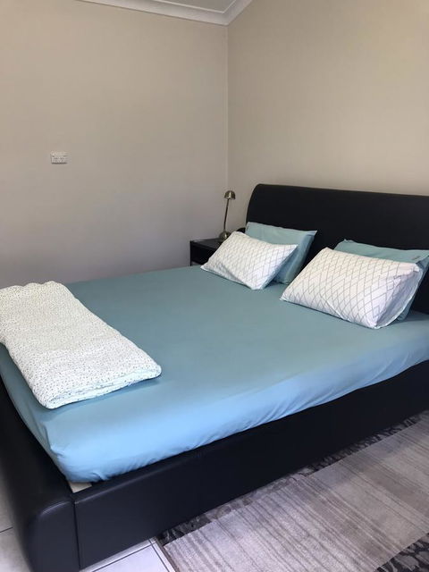 Susan Yong's Studio - Schoolies Week Accommodation 7
