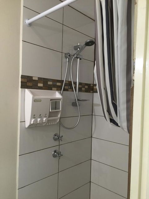 Susan Yong's Studio - Schoolies Week Accommodation 17