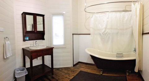 Hopetoun Motel & Chalet Village - Schoolies Week Accommodation 37