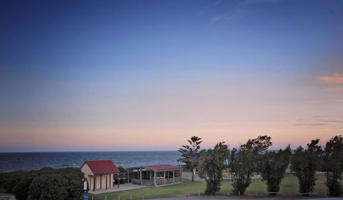 Hopetoun Motel & Chalet Village - Schoolies Week Accommodation 34