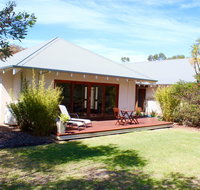 Moana Spa Villas - Prime Yallingup Location - Schoolies Week Accommodation