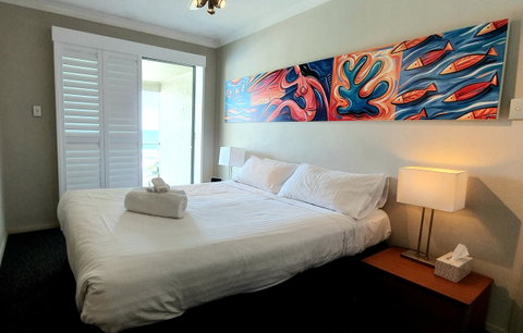 Scarborough Beach Front Resort - Shell Seven - Schoolies Week Accommodation 5