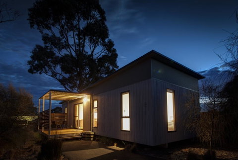Swansea Beach Chalets - Schoolies Week Accommodation 32