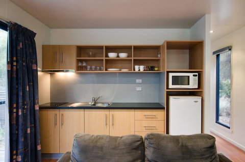 Swansea Beach Chalets - Schoolies Week Accommodation 5