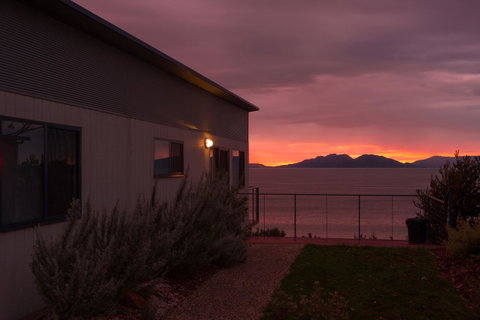 Swansea Beach Chalets - Schoolies Week Accommodation 38