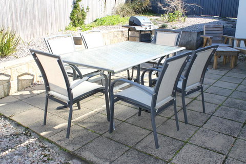 Old Pier Apartments - Schoolies Week Accommodation 16