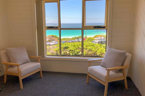 BINALONG BEACH COTTAGE Beachfront At Bay Of Fires Next To Restaurant - Schoolies Week Accommodation 3