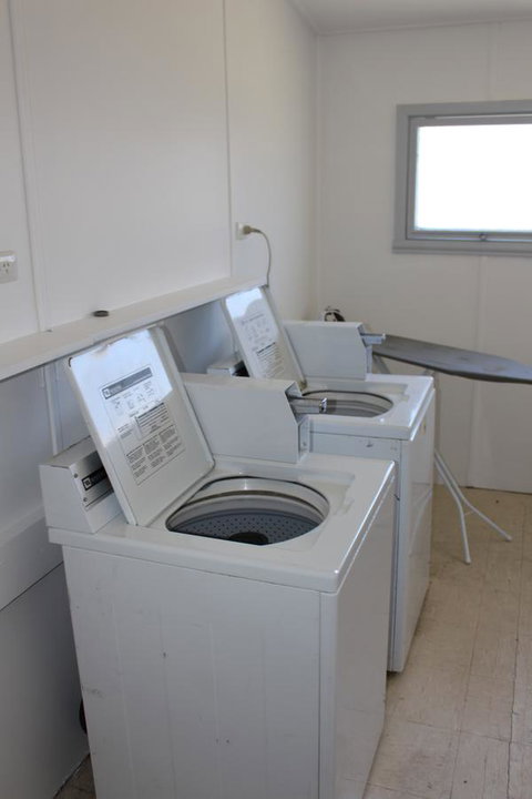 Tullah Lakeside Lodge - Schoolies Week Accommodation 27