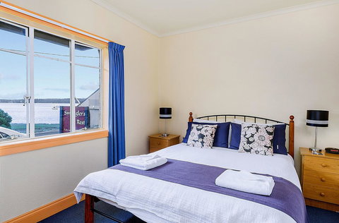 Smugglers Rest Apartments Dover - Schoolies Week Accommodation 10