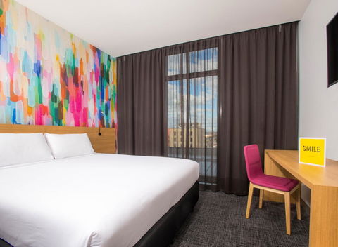 Ibis Styles Hobart - Schoolies Week Accommodation 1