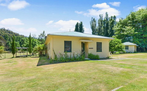 Giants Table And Cottages - Schoolies Week Accommodation 3