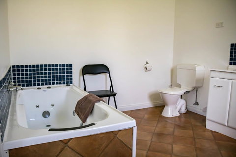 Giants Table And Cottages - Schoolies Week Accommodation 8