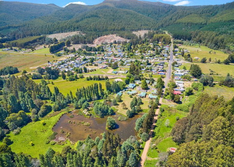 Giants Table And Cottages - Schoolies Week Accommodation 1