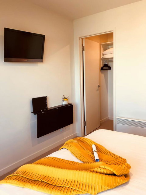 Oceana B&B - Schoolies Week Accommodation 22