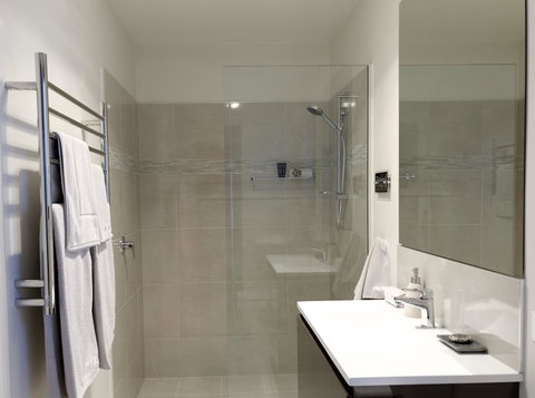 Oceana B&B - Schoolies Week Accommodation 8